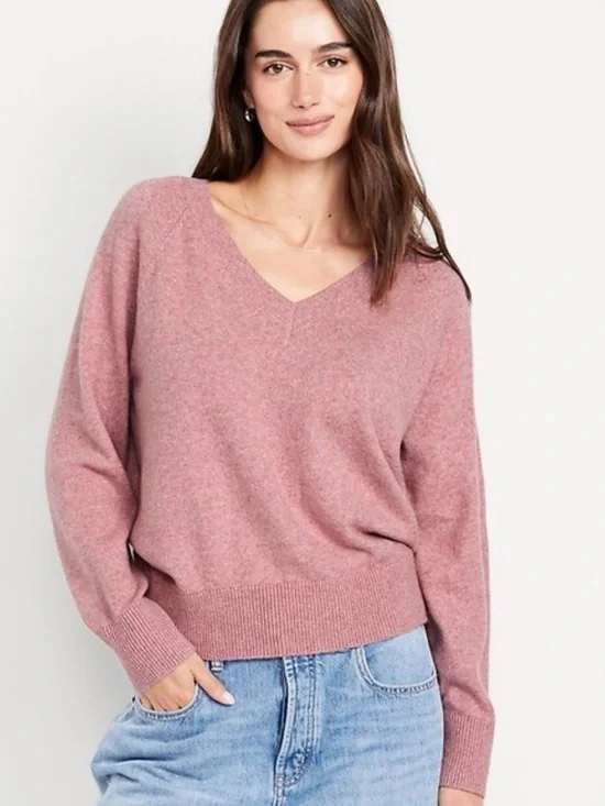 Old Navy Rose V-Neck Sweater - Picture 1 of 4